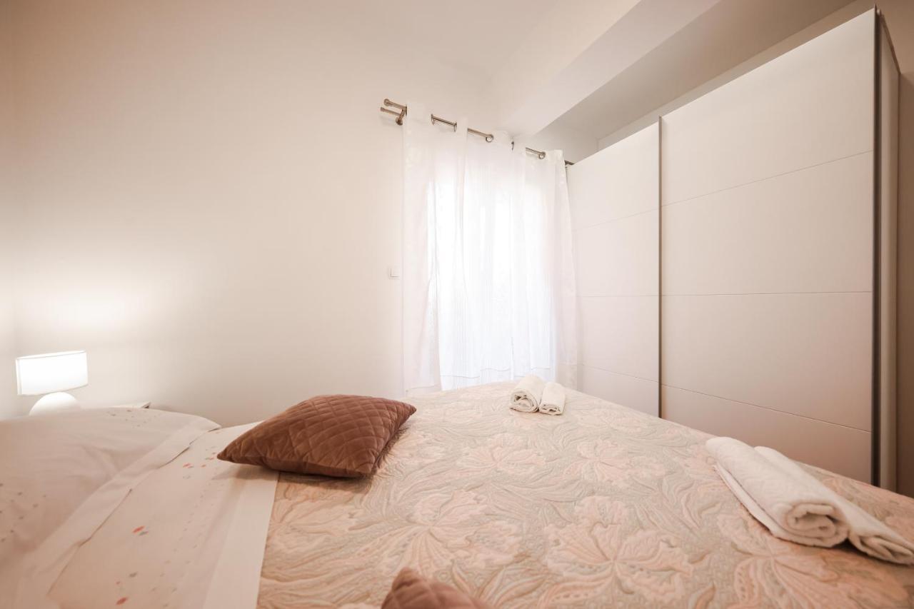 Apartment Puntamika Villa De Rosa - Ground Floor Zadar Extérieur photo